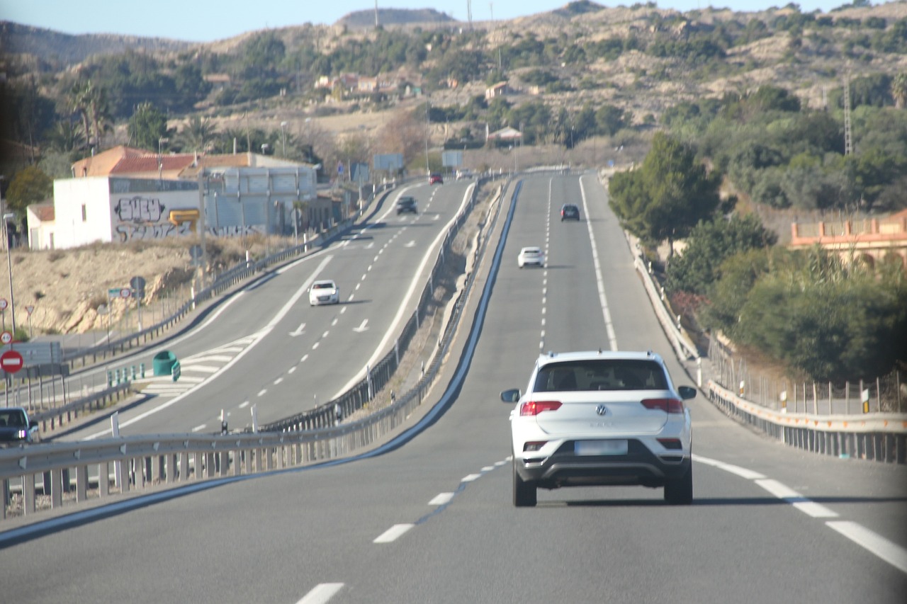 ¿Qué vehículos pueden circular por las autovías?