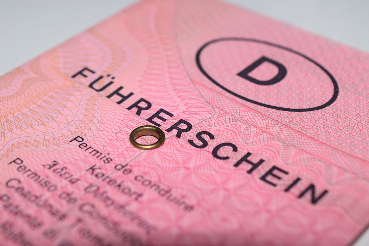 ¿Cuántos temas hay que estudiar para el carnet de conducir?